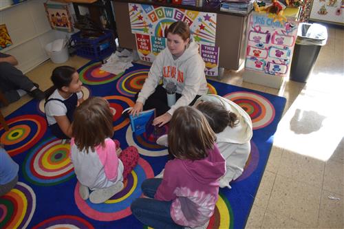  5th graders read to third graders 